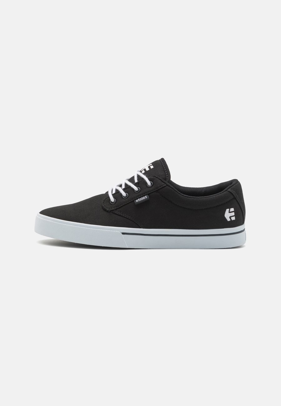 Кроссовки Etnies JAMESON 2 UNISEX, Black/White/Black
Кроссовки Etnies JAMESON 2 UNISEX, Black/White/Black