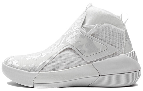 Баскетбольные кроссовки YuShuai 12 мужские высокие белые Lining
Баскетбольные кроссовки YuShuai 12 мужские высокие белые Lining