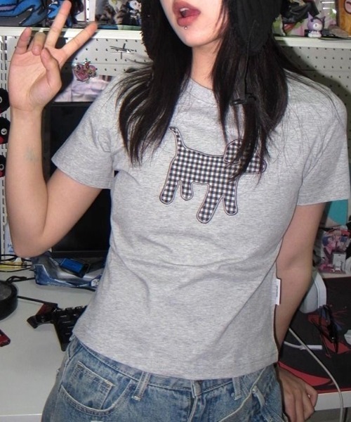 Футболка с коротким рукавом, клетчатая, с принтом собаки, бренд LADY LIKE, серый цвет
Футболка с коротким рукавом, клетчатая, с принтом собаки, бренд LADY LIKE, серый цвет