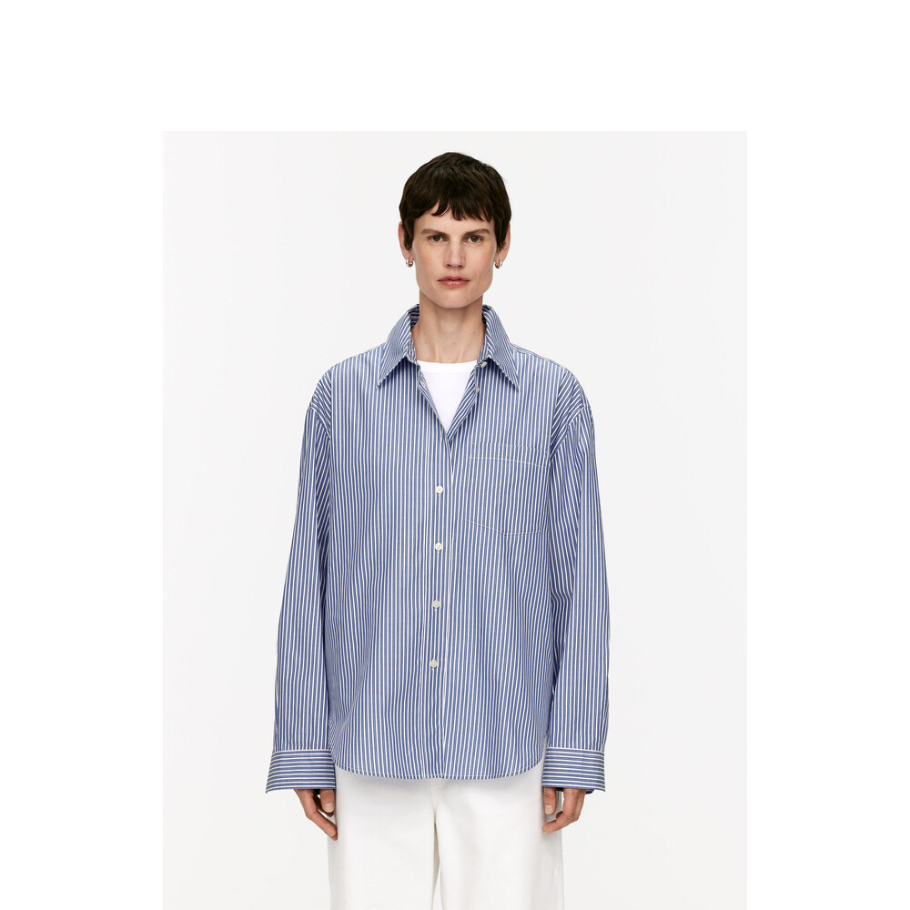 Женская свободная полосатая рубашка Arket из чистого хлопка, синий/белый
Женская свободная полосатая рубашка Arket из чистого хлопка, синий/белый