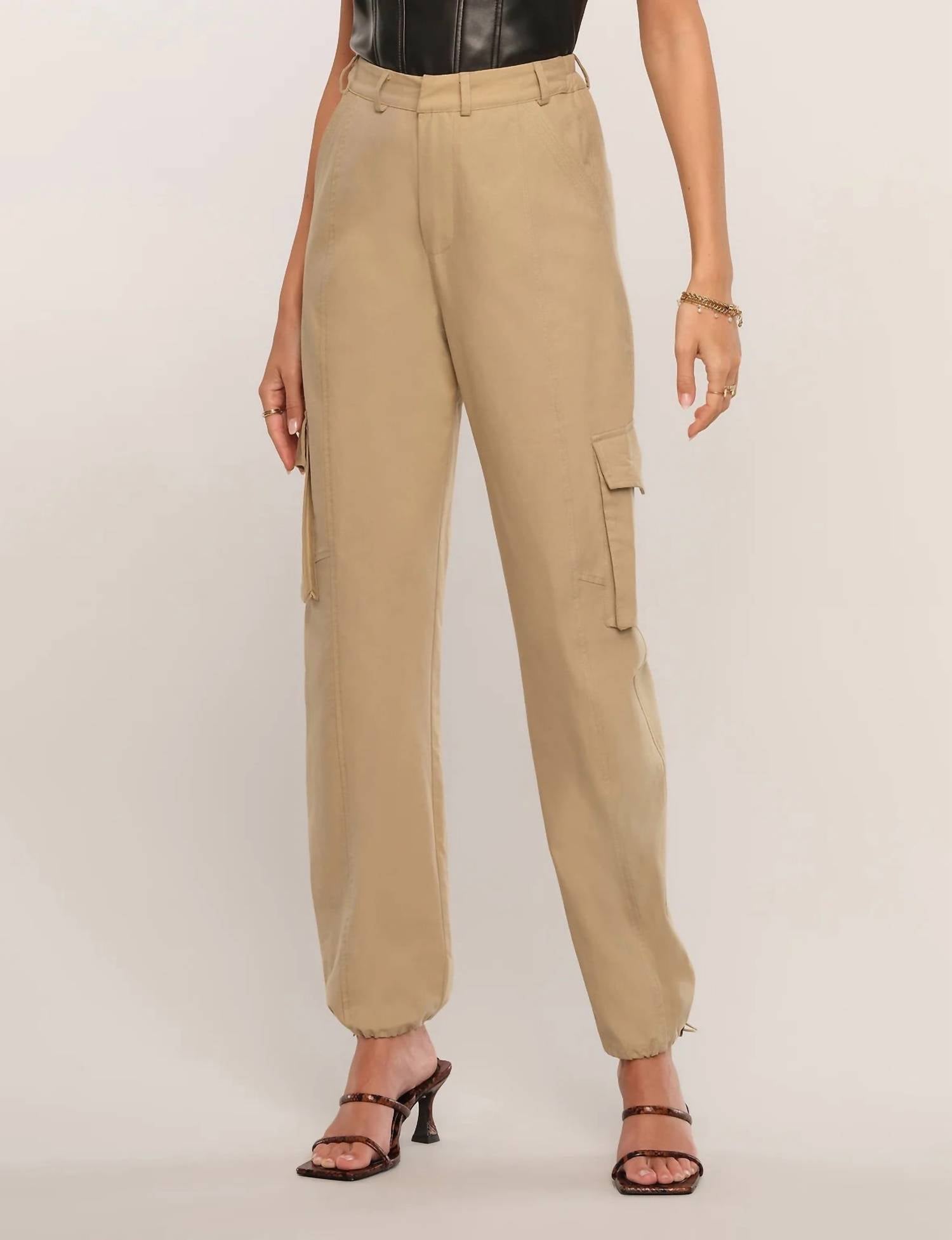 Каменные штаны Кар Heartloom, stone
Каменные штаны Кар Heartloom, stone