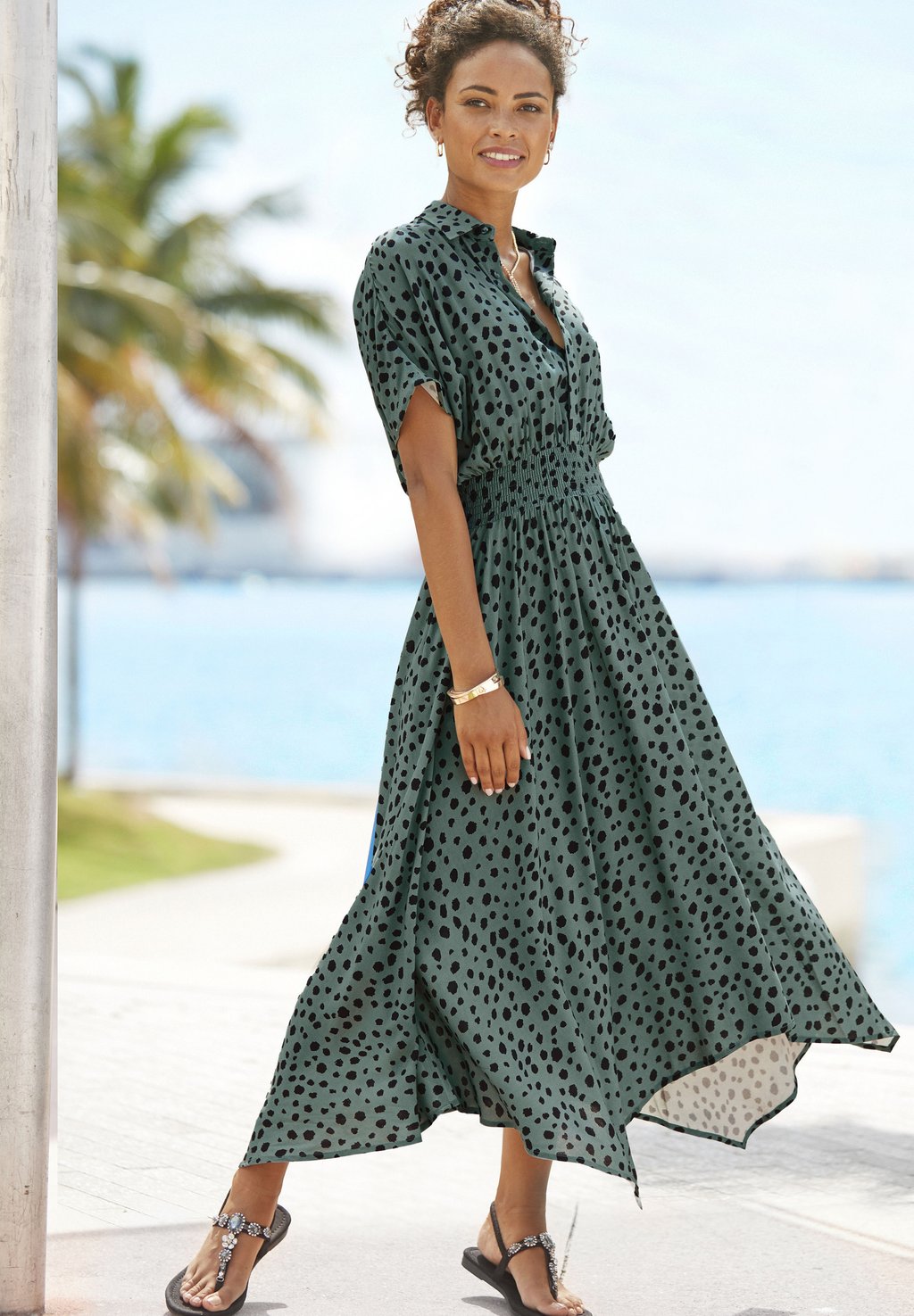 Платье макси LASCANA, зеленый
Платье макси LASCANA, зеленый