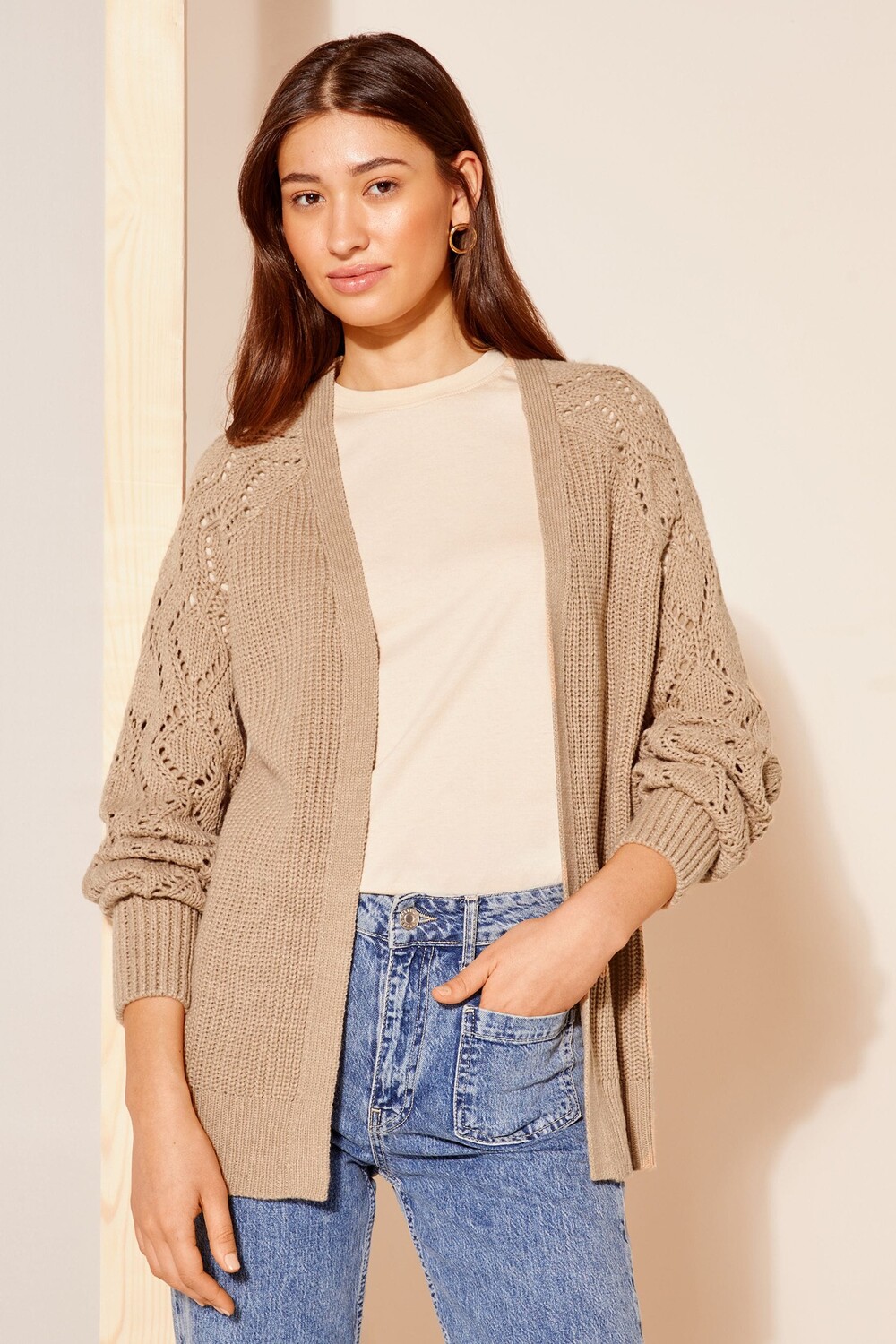 Кардиган с притачными рукавами крючком Friends Like These, коричневый
Кардиган с притачными рукавами крючком Friends Like These, коричневый