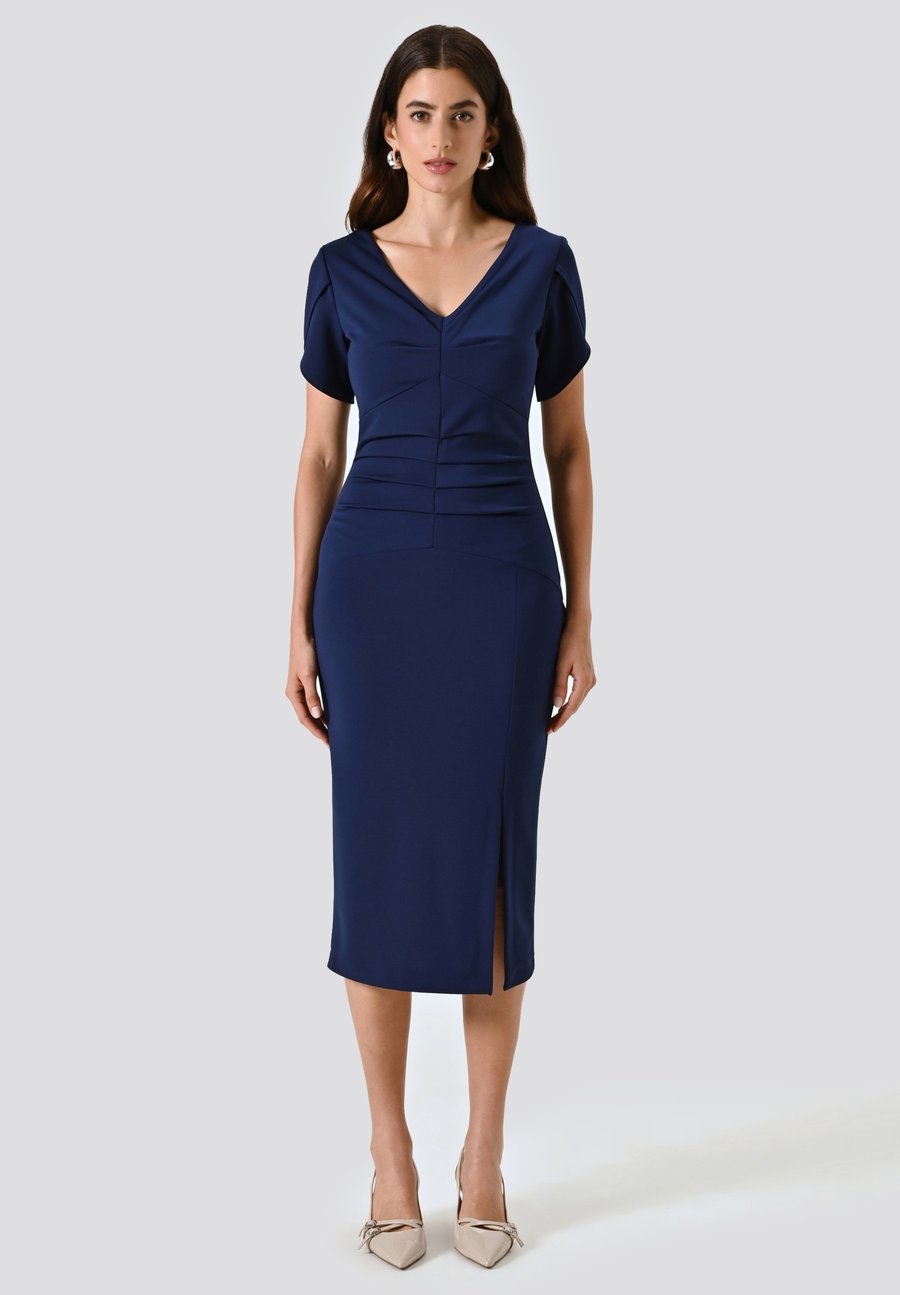Платье Rinascimento Shift dress, Blue/Mottled Blue
Платье Rinascimento Shift dress, Blue/Mottled Blue