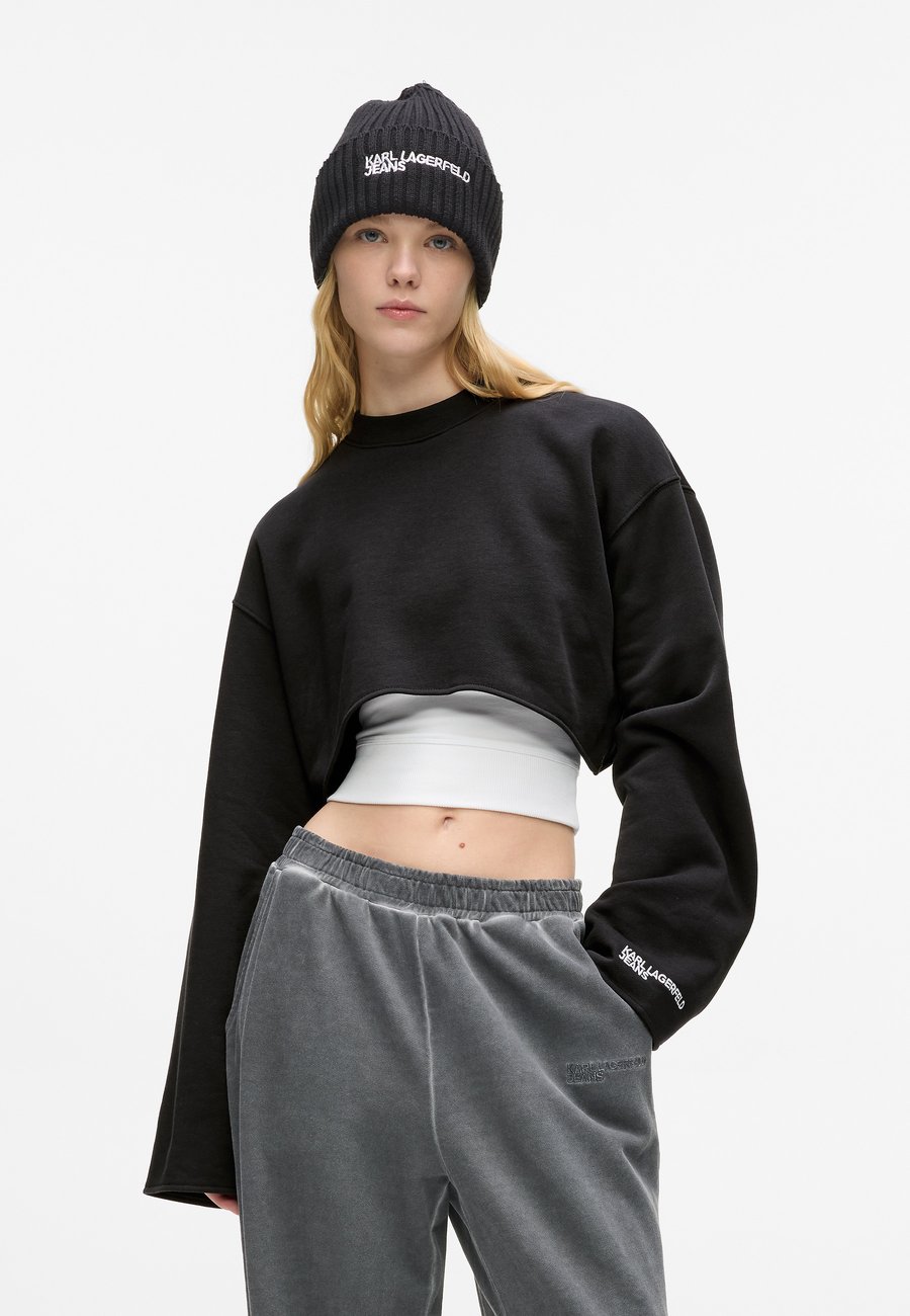 Толстовка Karl Lagerfeld Jeans Sweatshirt, White/Black/White
Толстовка Karl Lagerfeld Jeans Sweatshirt, White/Black/White