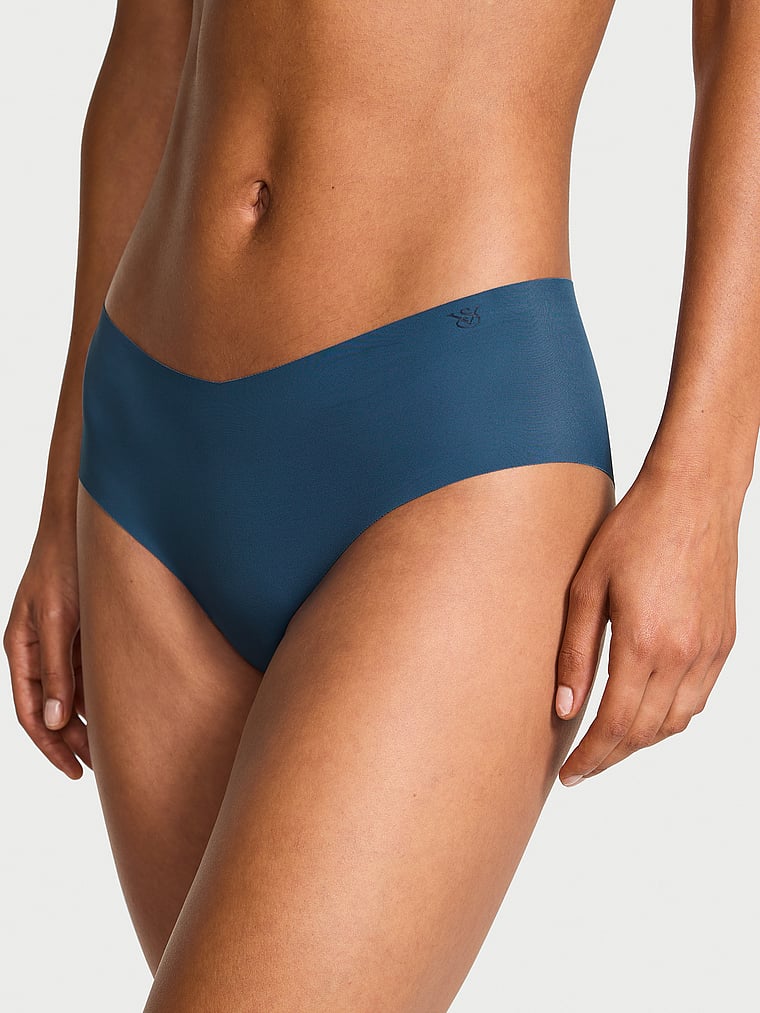 Непоказные нахальные трусики No-Show, smooth midnight sea
Непоказные нахальные трусики No-Show, smooth midnight sea