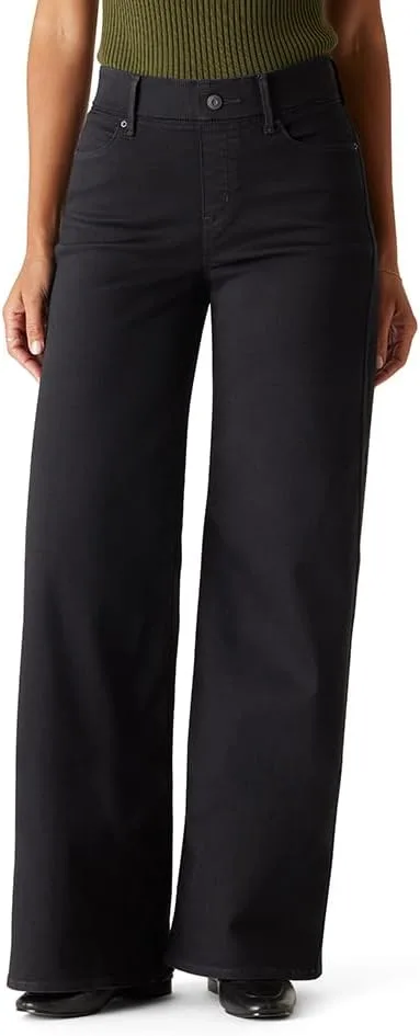 Levi Strauss Signature Gold Women's Totally Shaping Ultimate Pull-on Wide Leg Jeans
Levi Strauss Signature Gold Women's Totally Shaping Ultimate Pull-on Wide Leg Jeans