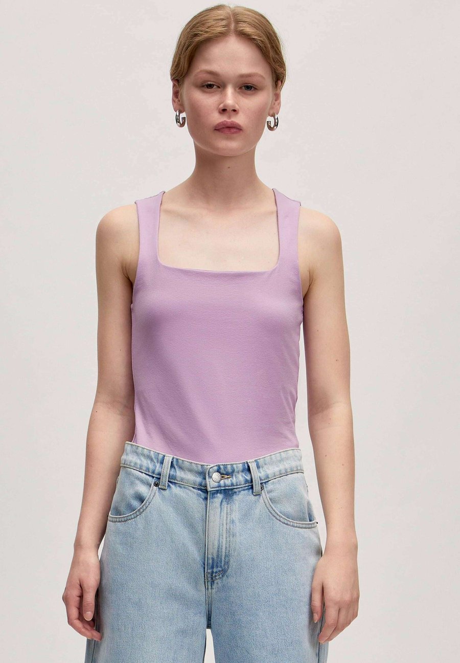 Топ EDITED LORAIN, Lila/Purple
Топ EDITED LORAIN, Lila/Purple