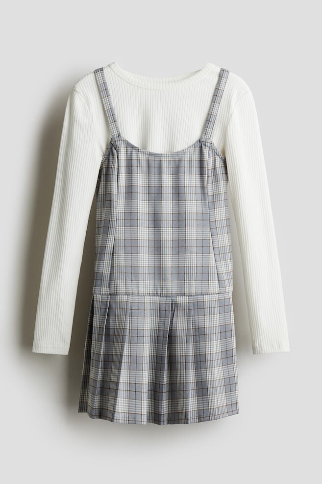 Комплект из двух предметов: рубашка и платье H&M, белый
Комплект из двух предметов: рубашка и платье H&M, белый