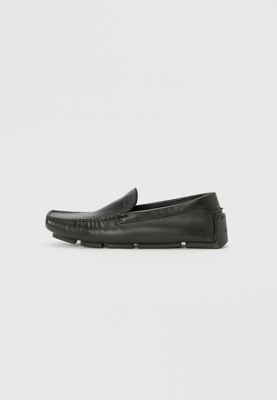 Лоферы Calvin Klein DRIVER LTH, Triple Black/Black
Лоферы Calvin Klein DRIVER LTH, Triple Black/Black