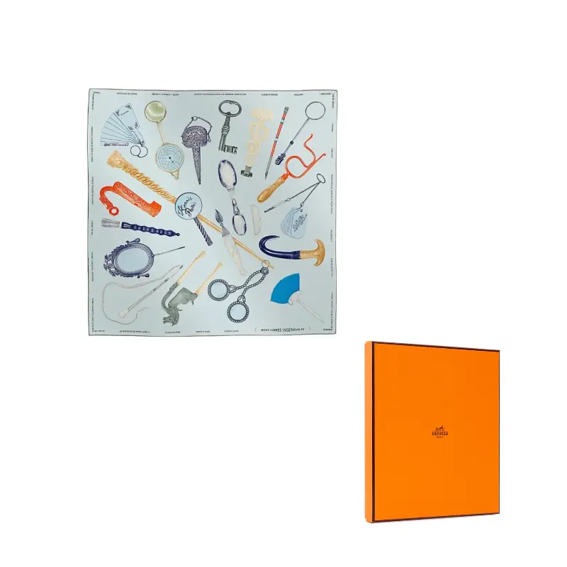 HERMES Шёлковый шарф женский небесно-голубой, Sky Blue 
HERMES Шёлковый шарф женский небесно-голубой, Sky Blue