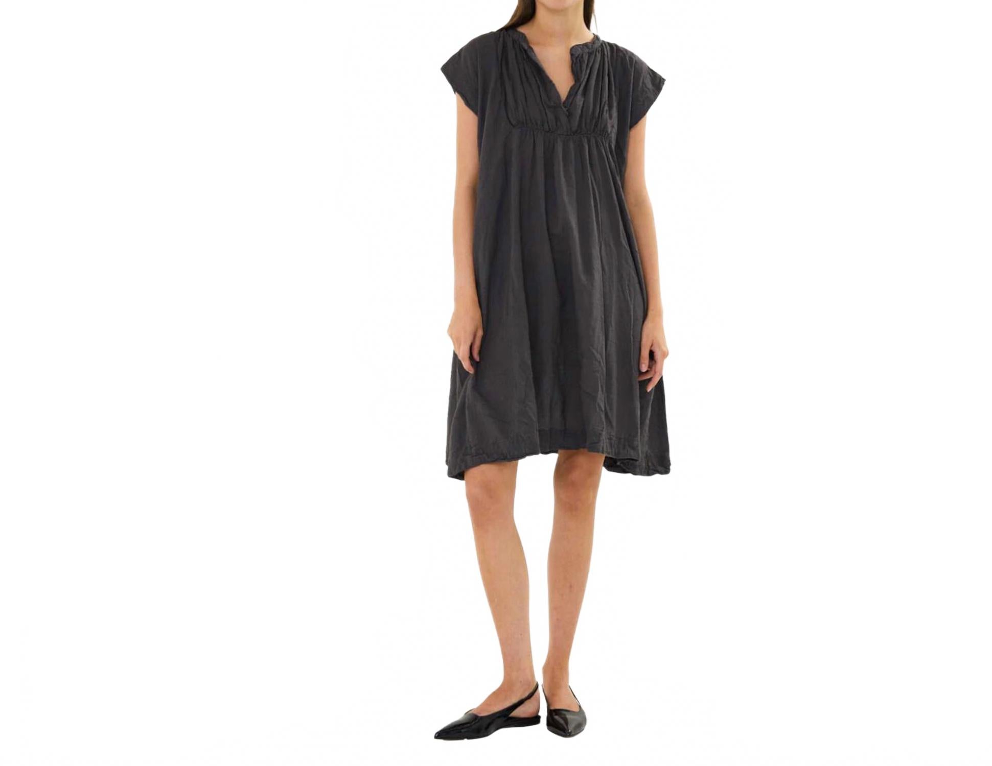 Мини-платье Lotti в черном цвете Rabens Saloner
Мини-платье Lotti в черном цвете Rabens Saloner