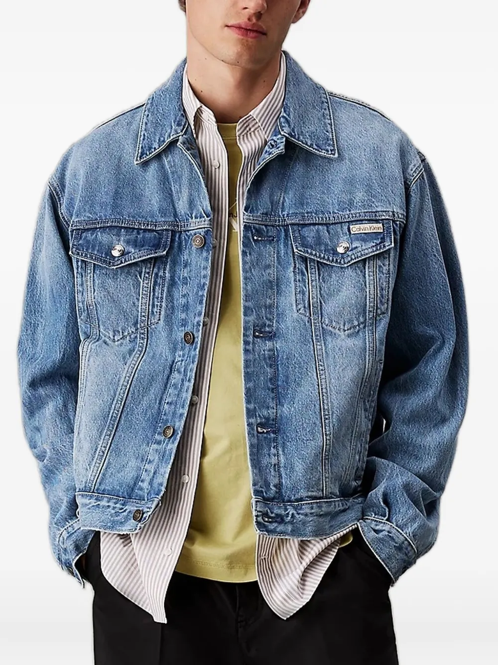 Джинсовая куртка с нашивкой-логотипом Calvin Klein, синий 
Джинсовая куртка с нашивкой-логотипом Calvin Klein, синий