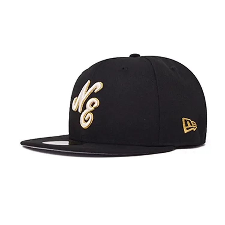 New Era Бейсболка из полиэстера унисекс черная, Black 
New Era Бейсболка из полиэстера унисекс черная, Black