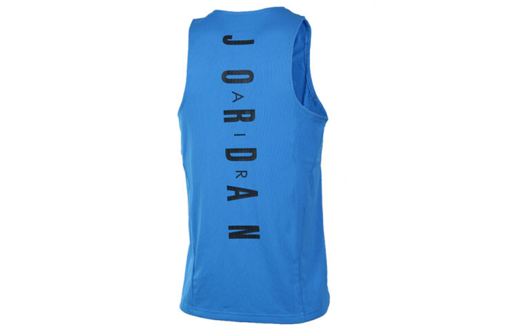 Иорданский мужской жилет Jordan, цвет Blue
Иорданский мужской жилет Jordan, цвет Blue