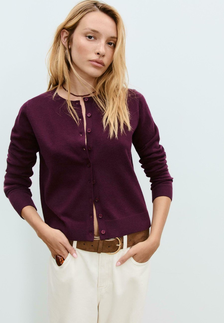 Кардиган Stradivarius SOFT-TOUCH, Dark Red
Кардиган Stradivarius SOFT-TOUCH, Dark Red