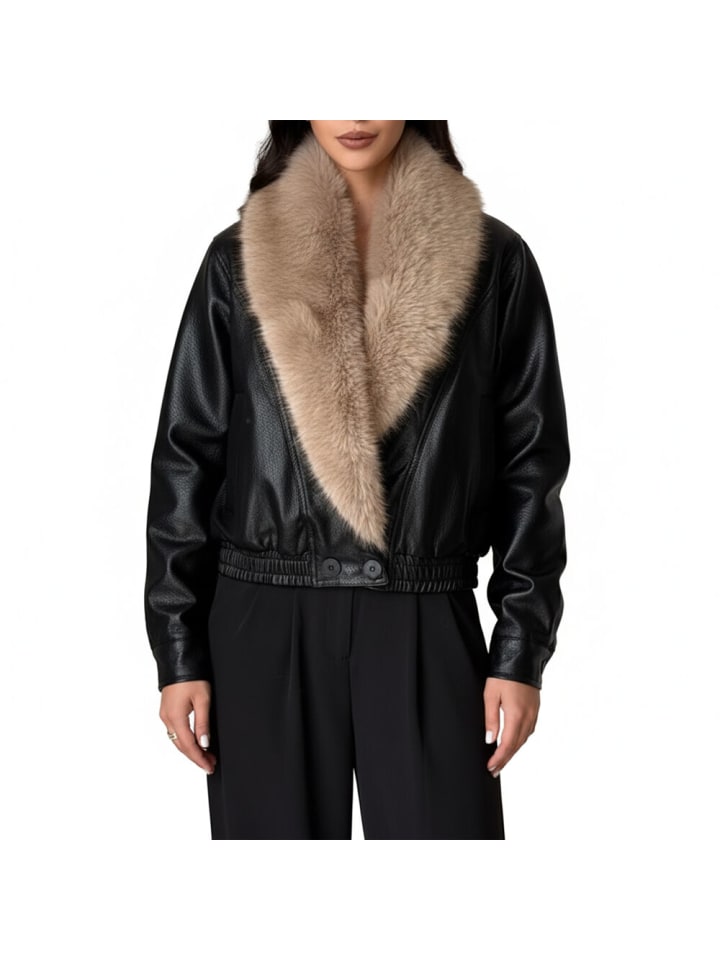 Куртка черного и бежевого цветов Ital-Design
Куртка черного и бежевого цветов Ital-Design