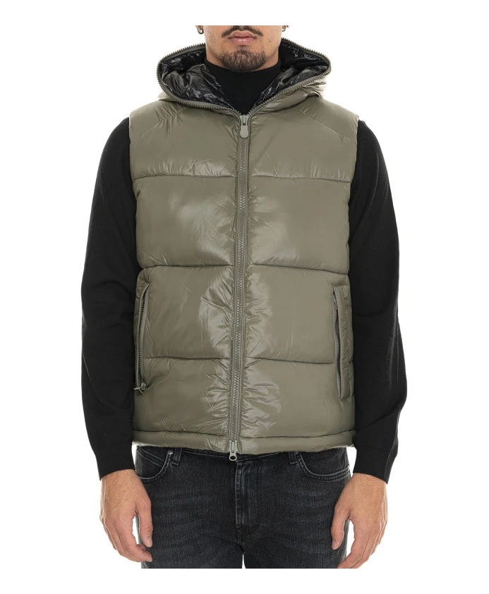 Мягкий жилет с капюшоном и глянцевым покрытием. Save The Duck, зеленый
Мягкий жилет с капюшоном и глянцевым покрытием. Save The Duck, зеленый