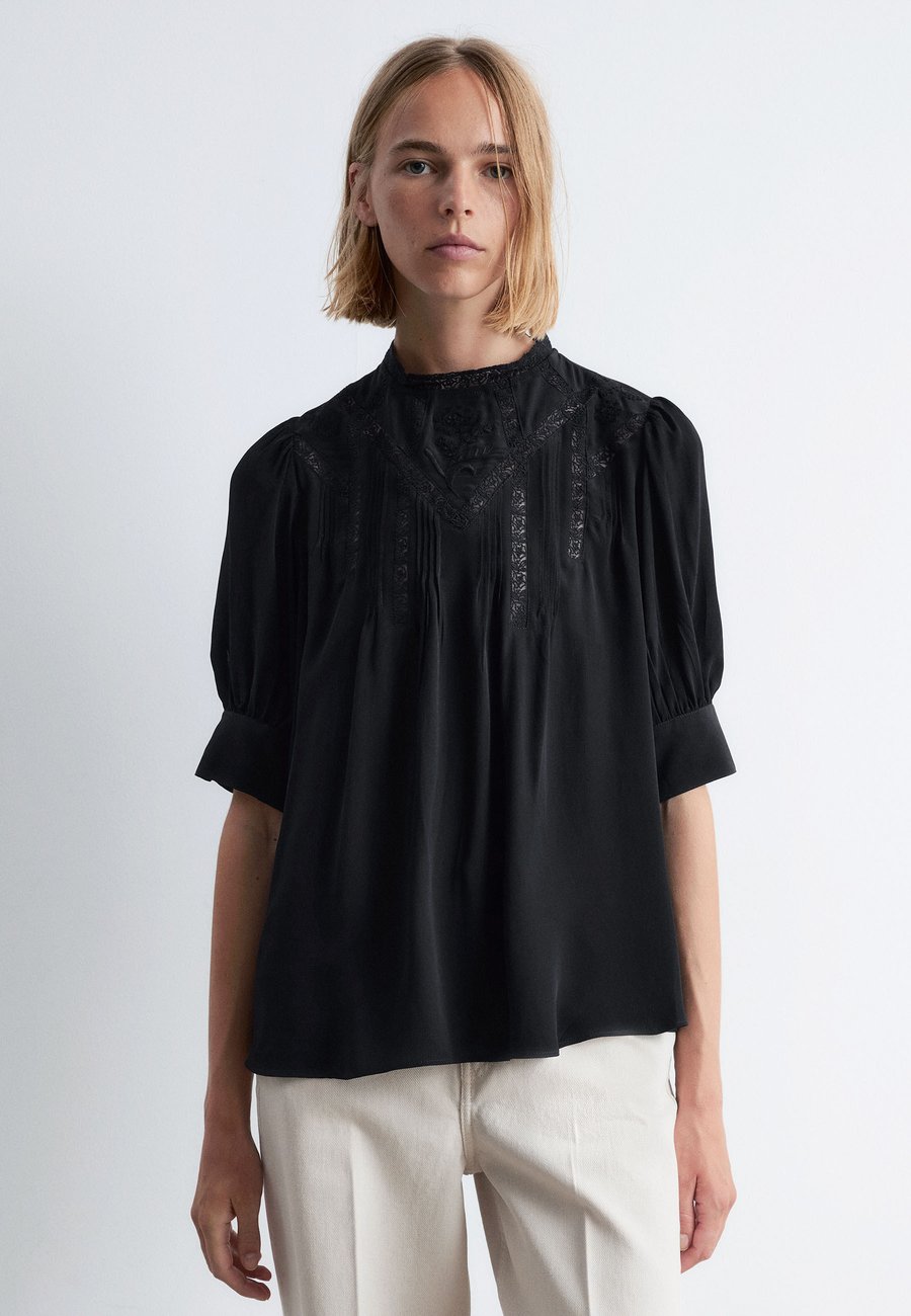 Блуза & other stories Blouse, Black
Блуза & other stories Blouse, Black