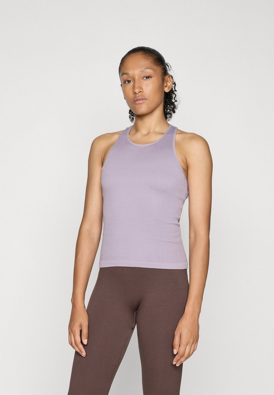 Топ ONLY Play ONPJAIA LIFE RACERBACK SEAM, Gray Ridge/Dark Grey
Топ ONLY Play ONPJAIA LIFE RACERBACK SEAM, Gray Ridge/Dark Grey