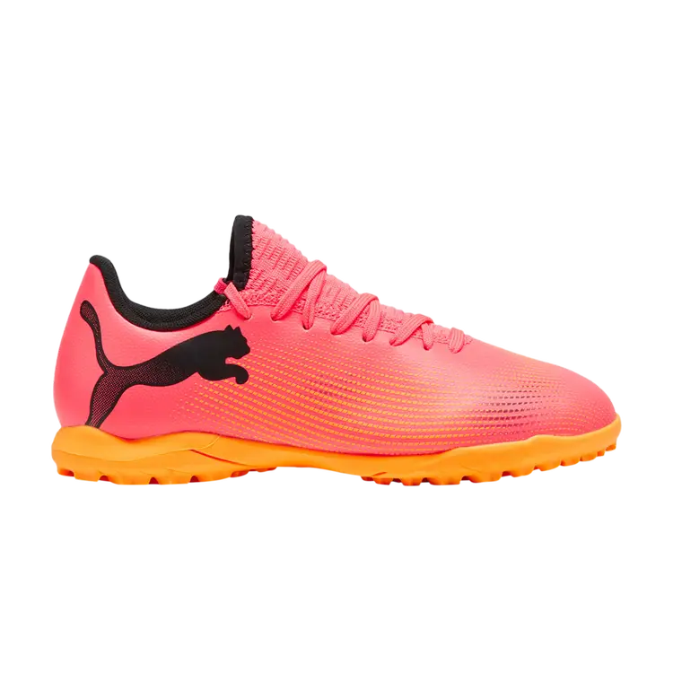 Кроссовки Puma Future Play 7 TF Big Kid, розовый
Кроссовки Puma Future Play 7 TF Big Kid, розовый