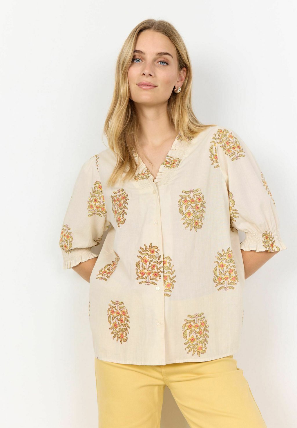 Блуза SC-POMPEIA 1 Soyaconcept, бежевый
Блуза SC-POMPEIA 1 Soyaconcept, бежевый