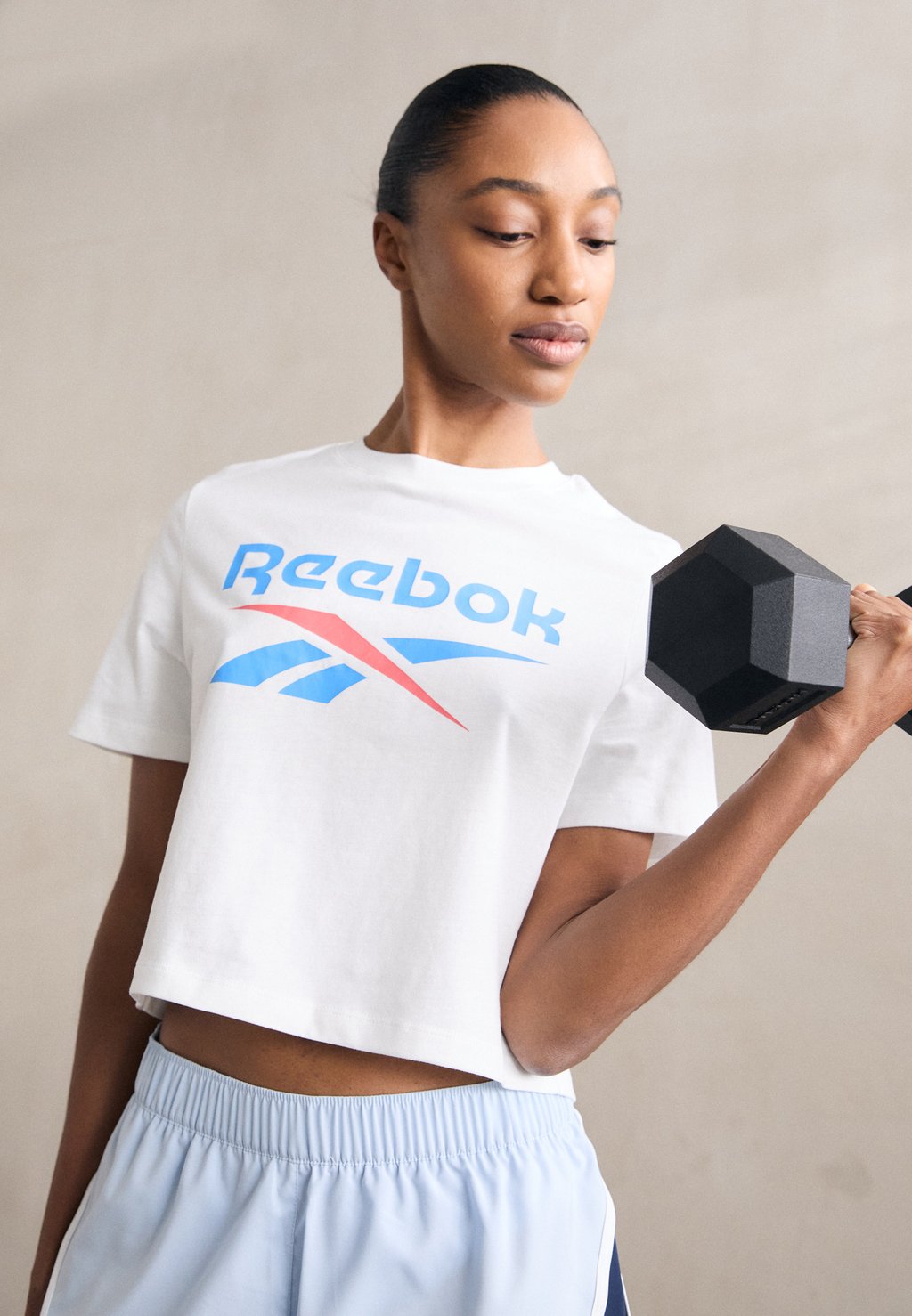 Футболка с принтом CROP TEE Reebok, белый
Футболка с принтом CROP TEE Reebok, белый