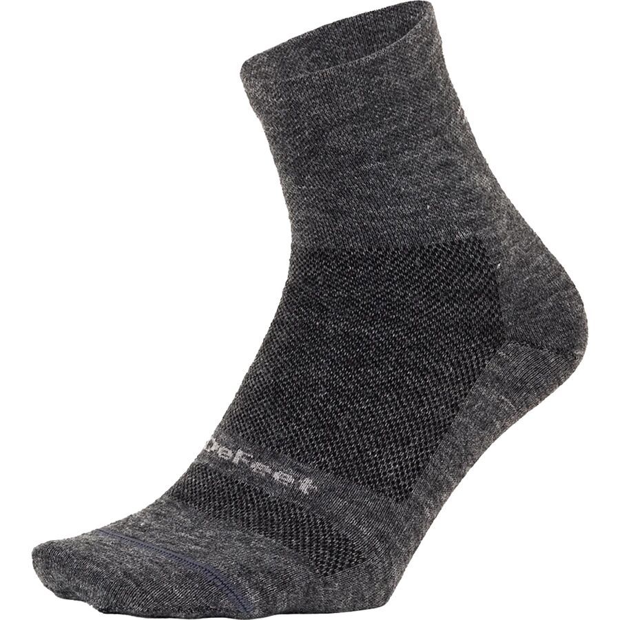 Носки DeFeet Wooleator Pro 3in D-Logo DeFeet, Gravel Grey
Носки DeFeet Wooleator Pro 3in D-Logo DeFeet, Gravel Grey