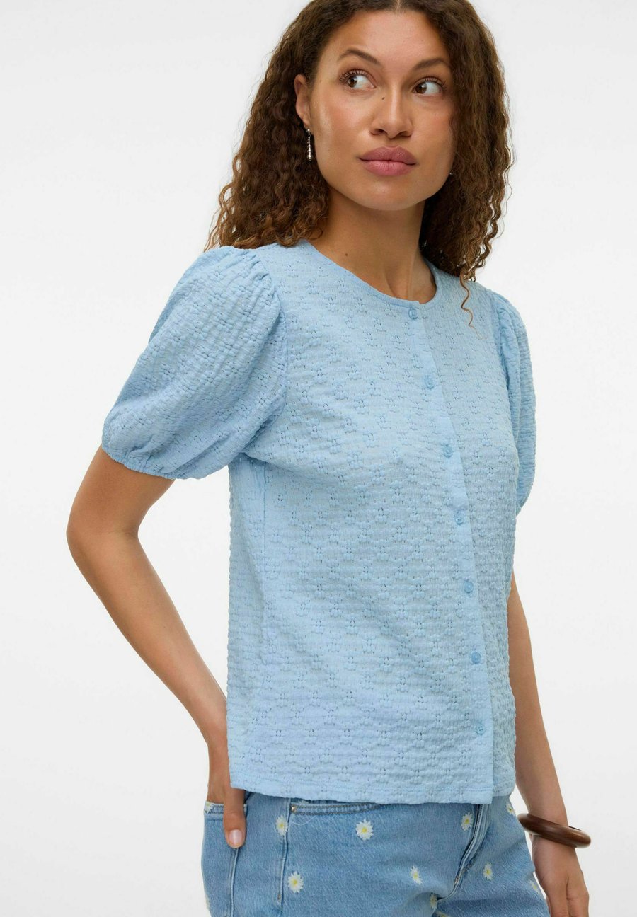 Блуза Vero Moda VMFLOWER, Cashmere Blue/Light Blue
Блуза Vero Moda VMFLOWER, Cashmere Blue/Light Blue