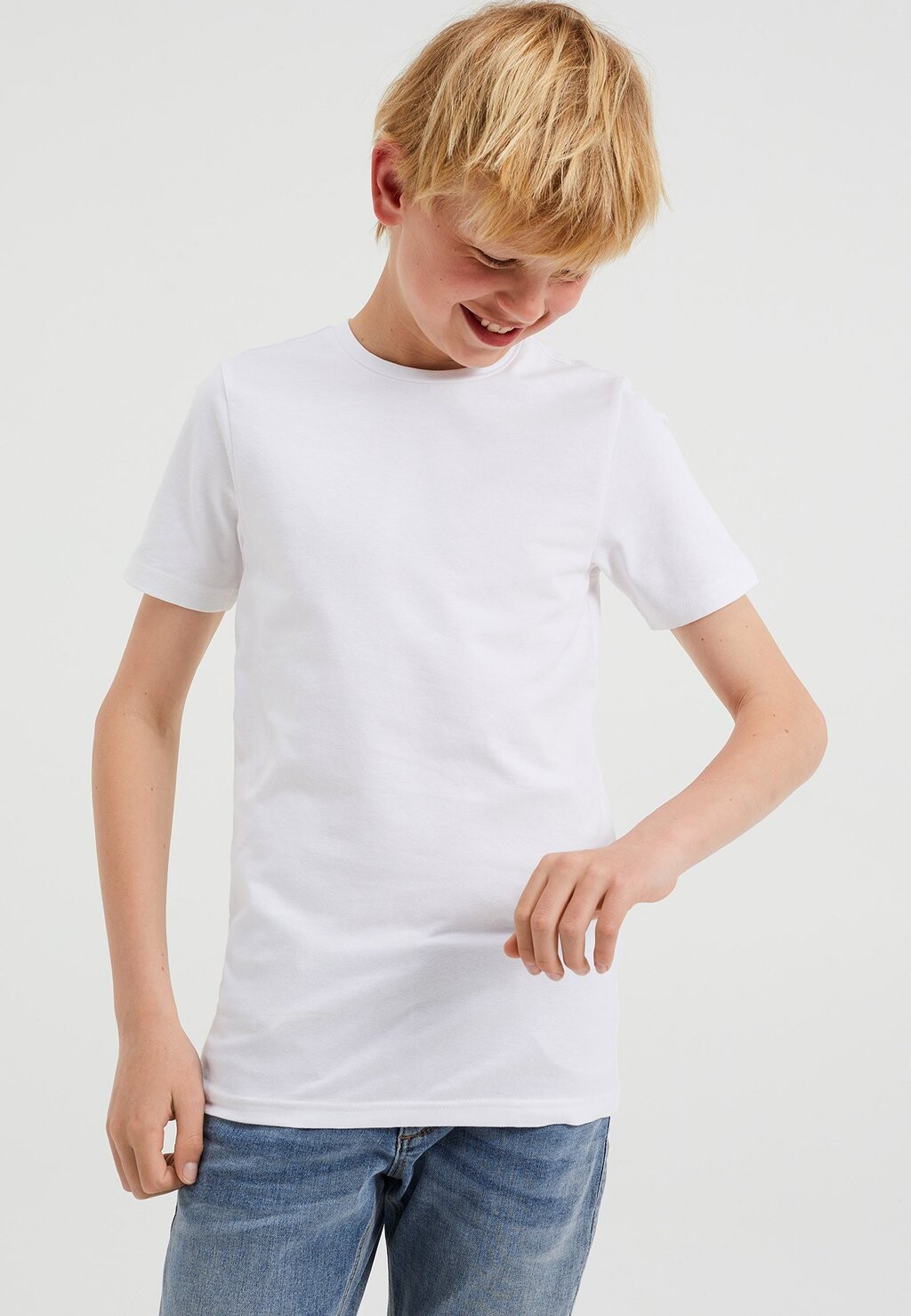 Футболка базовая MET RONDE HALS WE Fashion, цвет white, Белый, Футболка базовая MET RONDE HALS WE Fashion, цвет white
Футболка базовая MET RONDE HALS WE Fashion, цвет white, Белый, Футболка базовая MET RONDE HALS WE Fashion, цвет white