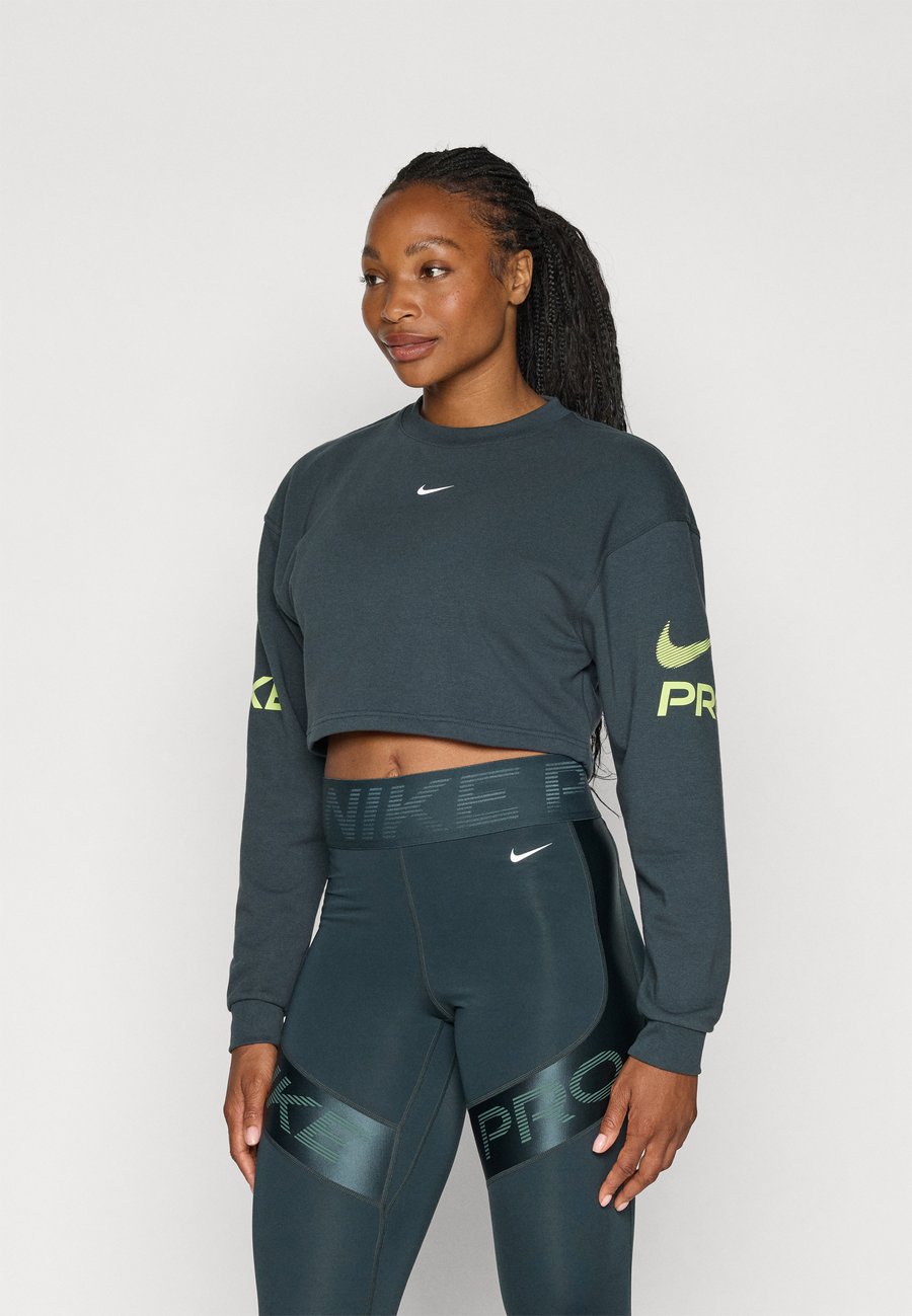 Толстовка Nike Performance CREW, Seaweed/Lemon Twist/White/Dark Green
Толстовка Nike Performance CREW, Seaweed/Lemon Twist/White/Dark Green