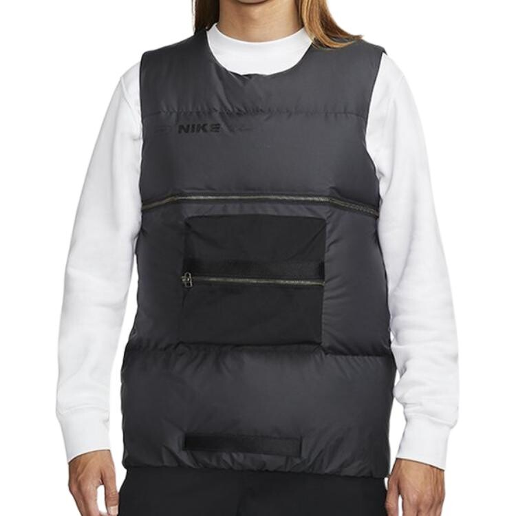 Жилет мужской черный Nike
Жилет мужской черный Nike