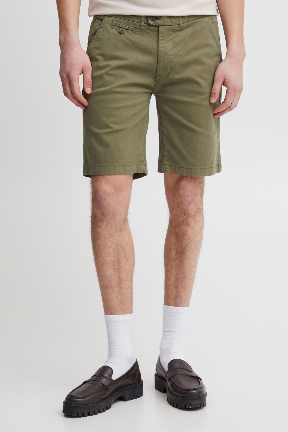 Тканевые шорты CASUAL FRIDAY Chino, зеленый
Тканевые шорты CASUAL FRIDAY Chino, зеленый