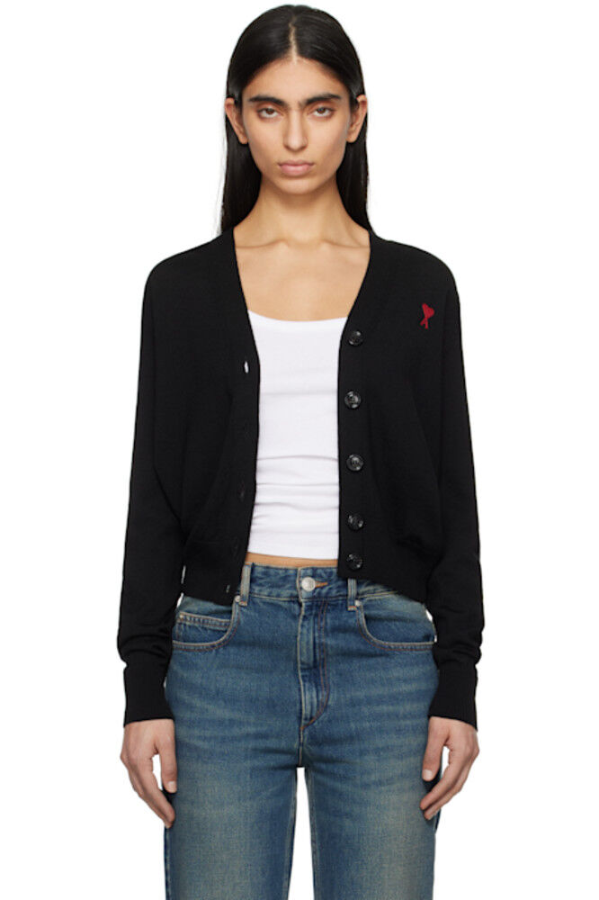 Черный шерстяной кардиган Ami de Coeur AMI Paris
Черный шерстяной кардиган Ami de Coeur AMI Paris