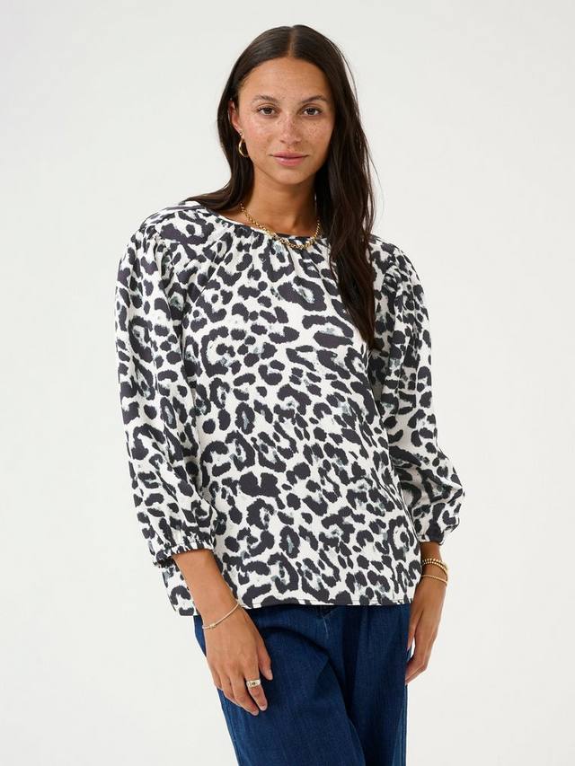 Топ Roxy с принтом Animal Print KAFFE, White/Black
Топ Roxy с принтом Animal Print KAFFE, White/Black