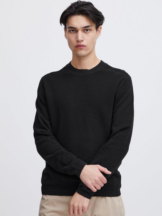 Вязаный свитер cfkarl Casual Friday, черный
Вязаный свитер cfkarl Casual Friday, черный