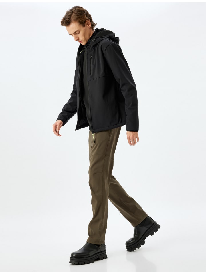 Спортивные брюки цвета хаки KOTON
Спортивные брюки цвета хаки KOTON