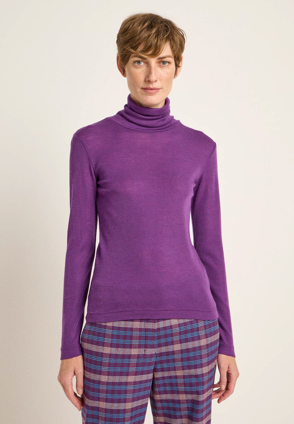 Топ с длинными рукавами LANIUS, сиреневый
Топ с длинными рукавами LANIUS, сиреневый