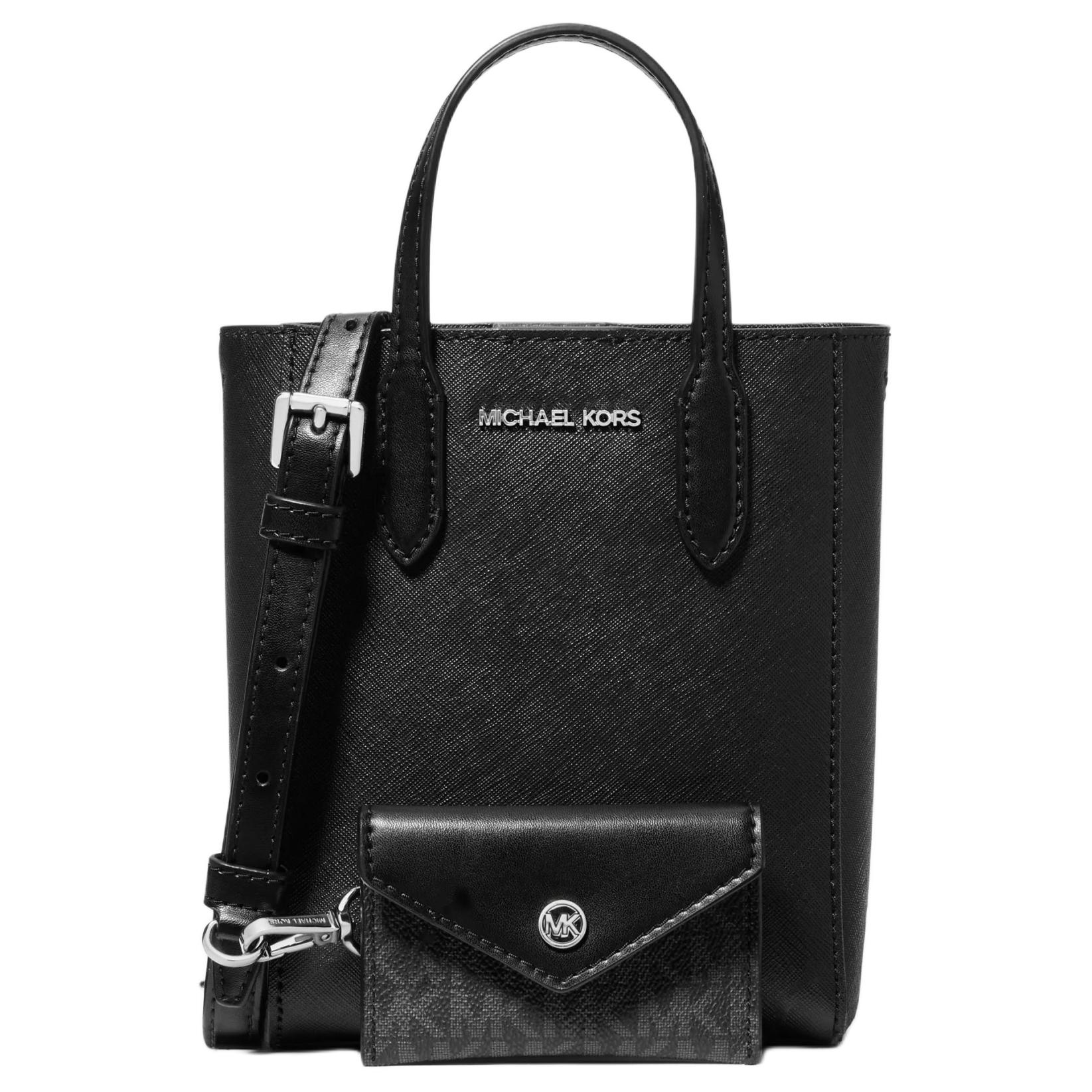 Кожаная мини-сумка через плечо Cow Leather Shoulder Bag черная MICHAEL KORS, Set (Bag+Dust Bag)
Кожаная мини-сумка через плечо Cow Leather Shoulder Bag черная MICHAEL KORS, Set (Bag+Dust Bag)