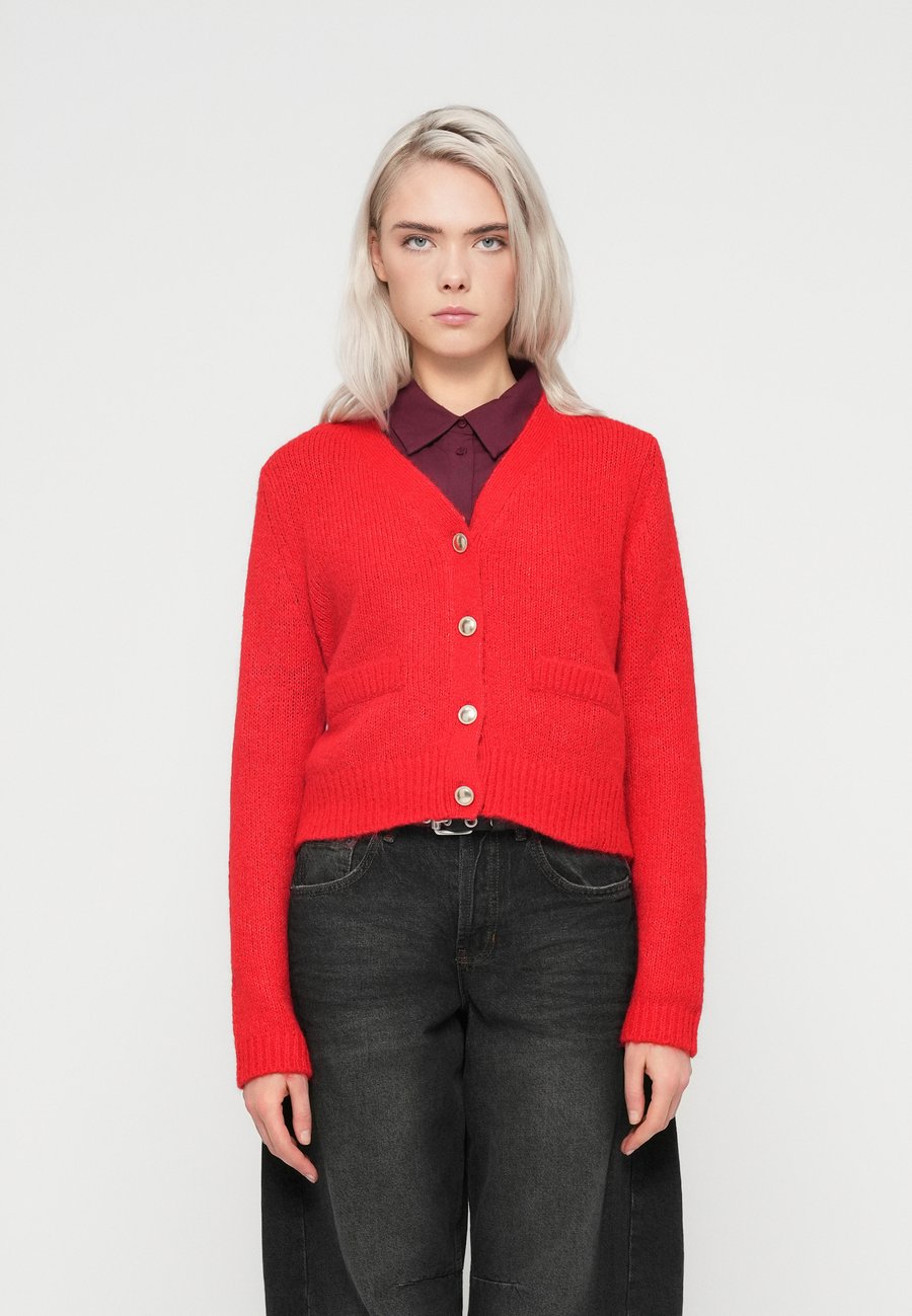 Кардиган ONLY ONLMAGGIE LIFE V NECK , Salsa Melange/Red
Кардиган ONLY ONLMAGGIE LIFE V NECK , Salsa Melange/Red