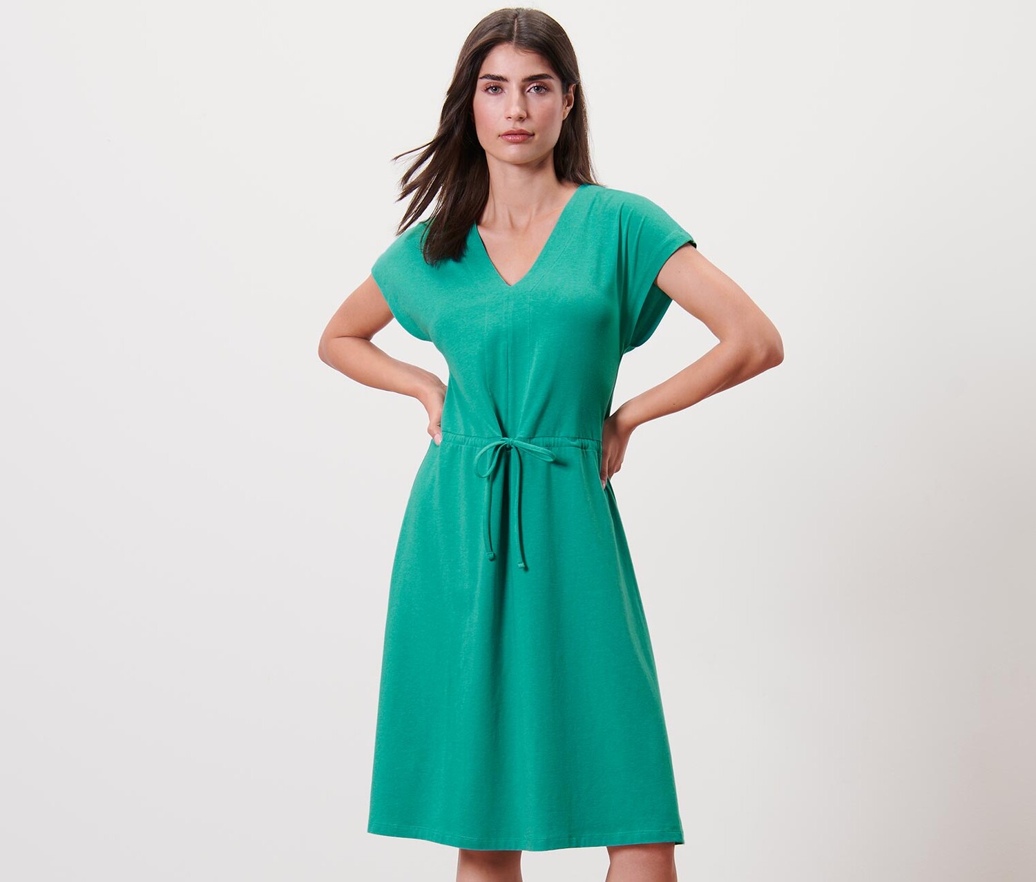 Платье из джерси с завязками Tchibo, аква пестрая
Платье из джерси с завязками Tchibo, аква пестрая