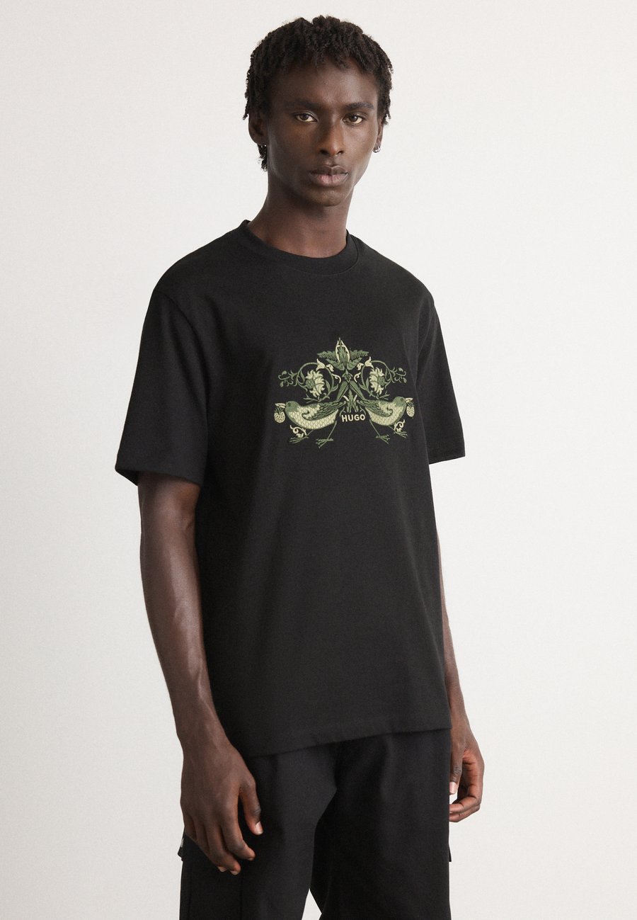 Футболка HUGO DENRITH, Black, Черный, Футболка HUGO DENRITH, Black
Футболка HUGO DENRITH, Black, Черный, Футболка HUGO DENRITH, Black