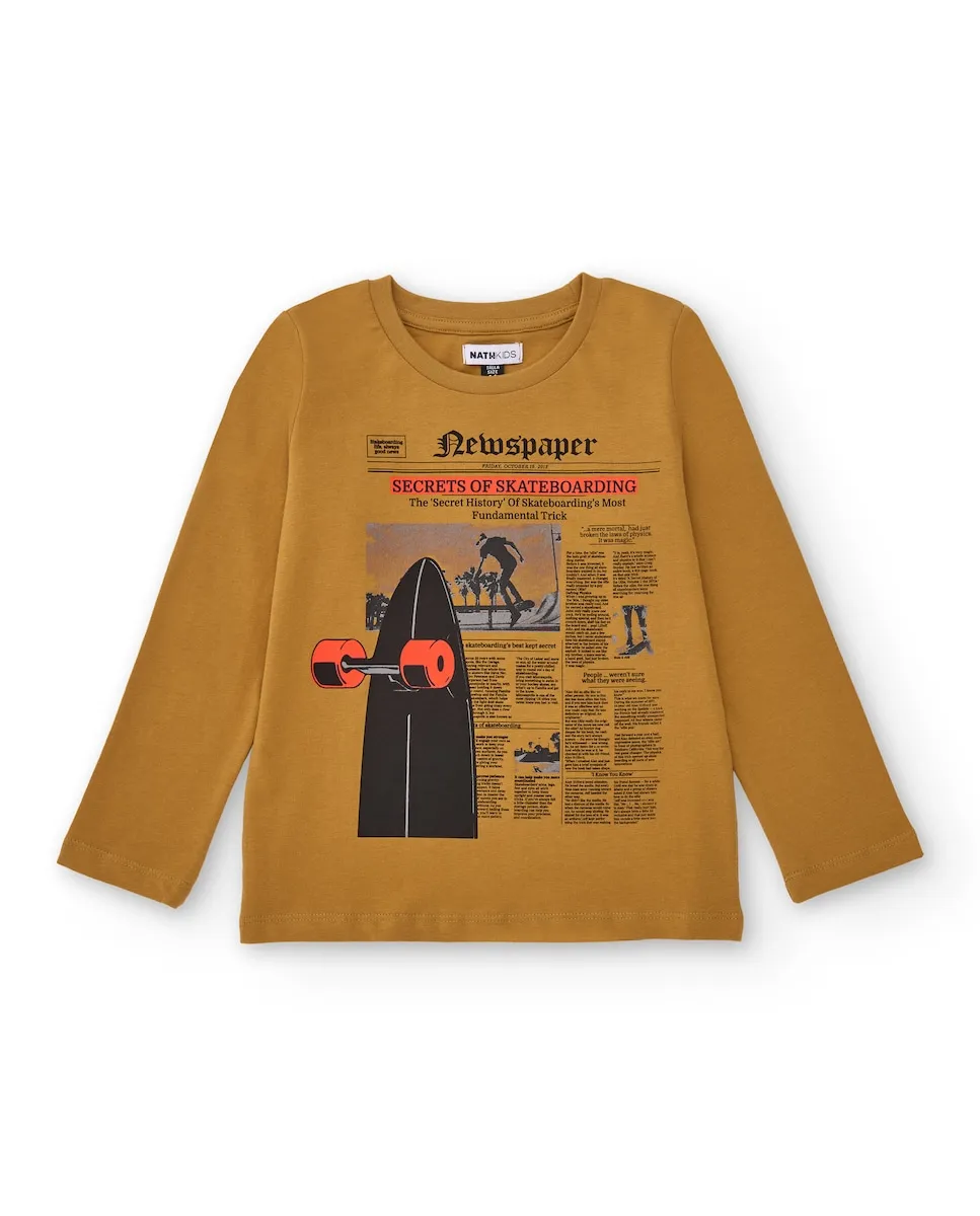 Детская длиннорукавная футболка горчичного цвета с принтом скейтборда и надписью Tuc tuc
Детская длиннорукавная футболка горчичного цвета с принтом скейтборда и надписью Tuc tuc