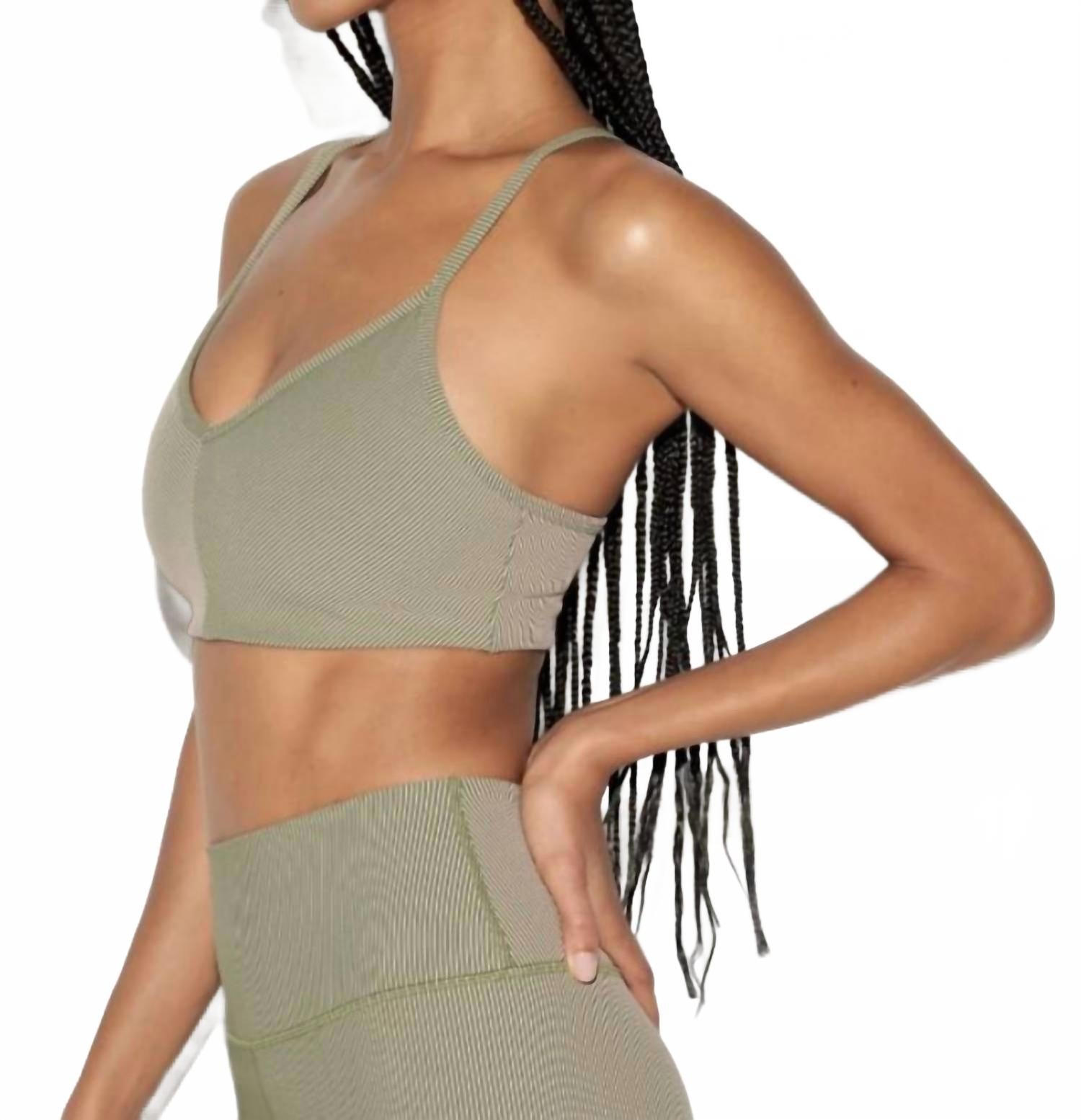 Меркурий Двухцветный Бюстгальтер Лонглайн в Темной Пальме Spiritual Gangster, Dark Palm
Меркурий Двухцветный Бюстгальтер Лонглайн в Темной Пальме Spiritual Gangster, Dark Palm