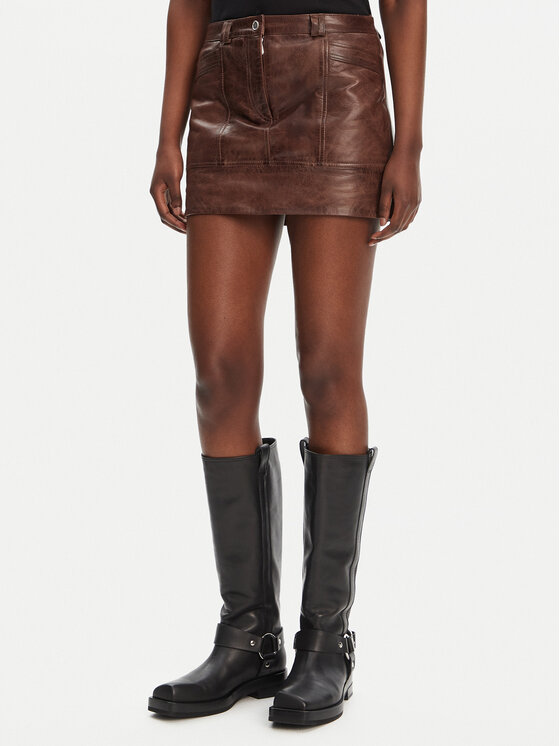 Облегающая кожаная юбка Geordie 104957 A2I1 Pinko, коричневый
Облегающая кожаная юбка Geordie 104957 A2I1 Pinko, коричневый