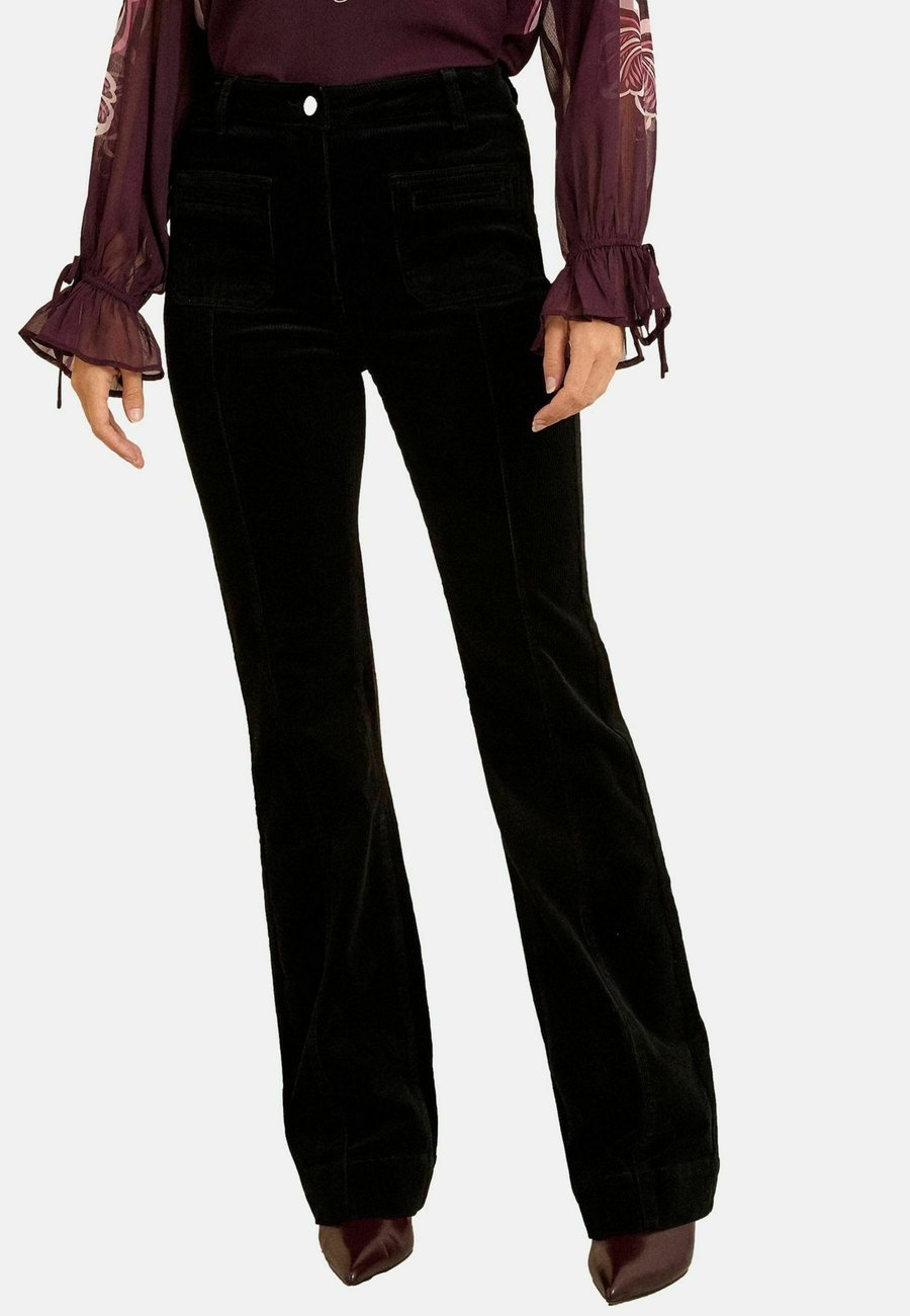 Брюки Love & Roses REGULAR FIT , Black
Брюки Love & Roses REGULAR FIT , Black