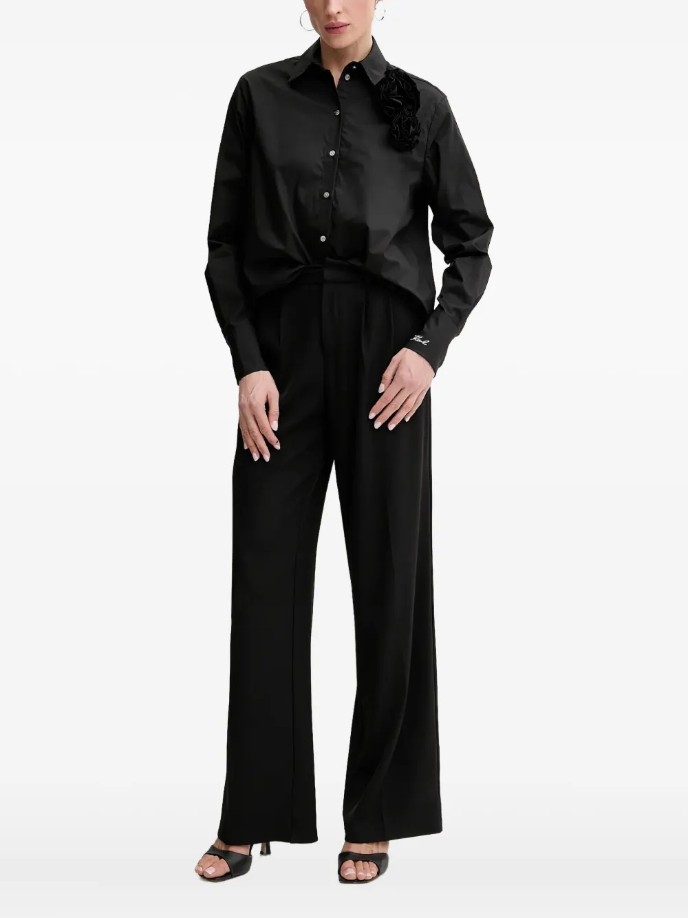 Рубашка, украшенная розами KARL LAGERFELD, черный
Рубашка, украшенная розами KARL LAGERFELD, черный