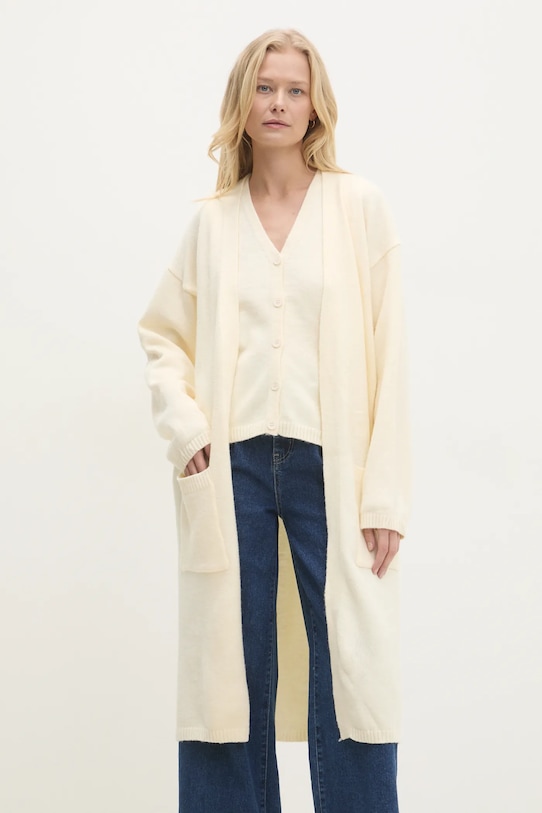 Комплект с шерстью Answear.Lab, бежевый
Комплект с шерстью Answear.Lab, бежевый