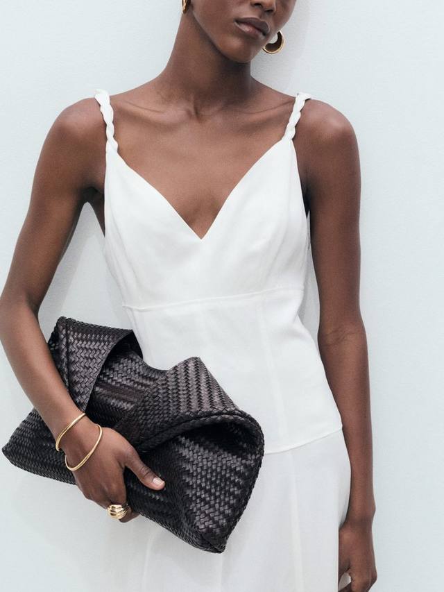 Платье с запахом и v-образным вырезом Mango, White
Платье с запахом и v-образным вырезом Mango, White