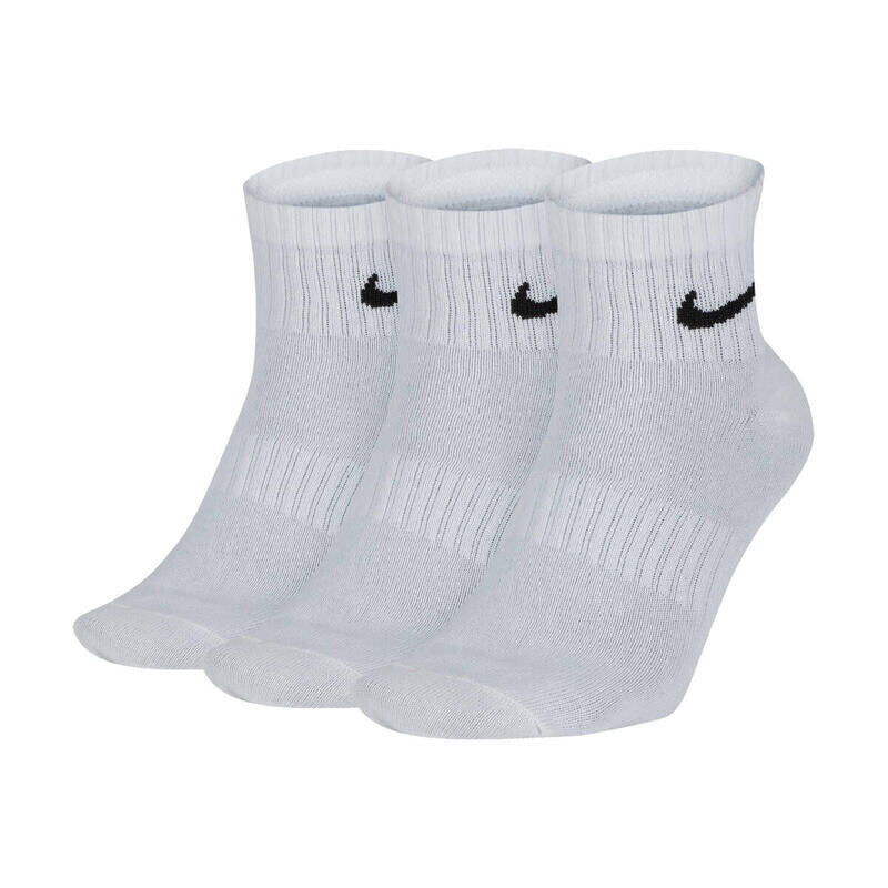 Носки унисекс, набор из 3 шт., на каждый день, легкие, не показываются NIKE, цвет weiss
Носки унисекс, набор из 3 шт., на каждый день, легкие, не показываются NIKE, цвет weiss